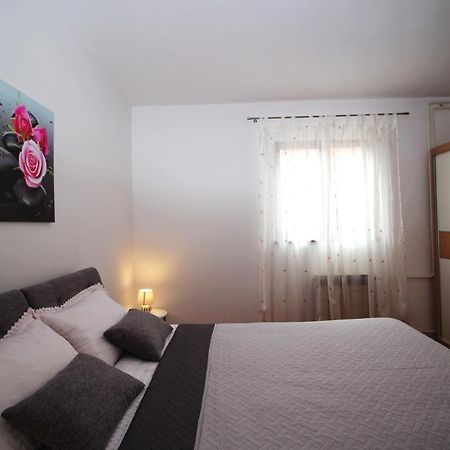 Apartment Zara Exterior foto